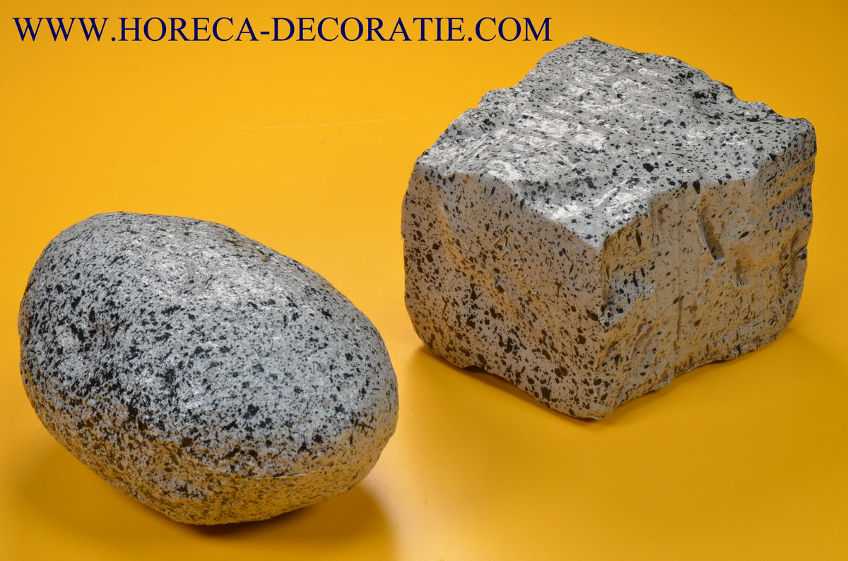 Steen. rondvormig 18x11 cm dummy